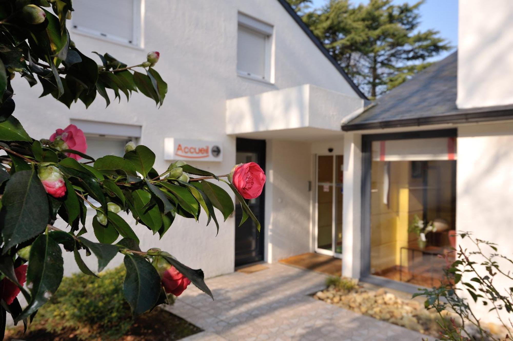 Hotel Du Parc Nantes Ouest オルヴォー エクステリア 写真