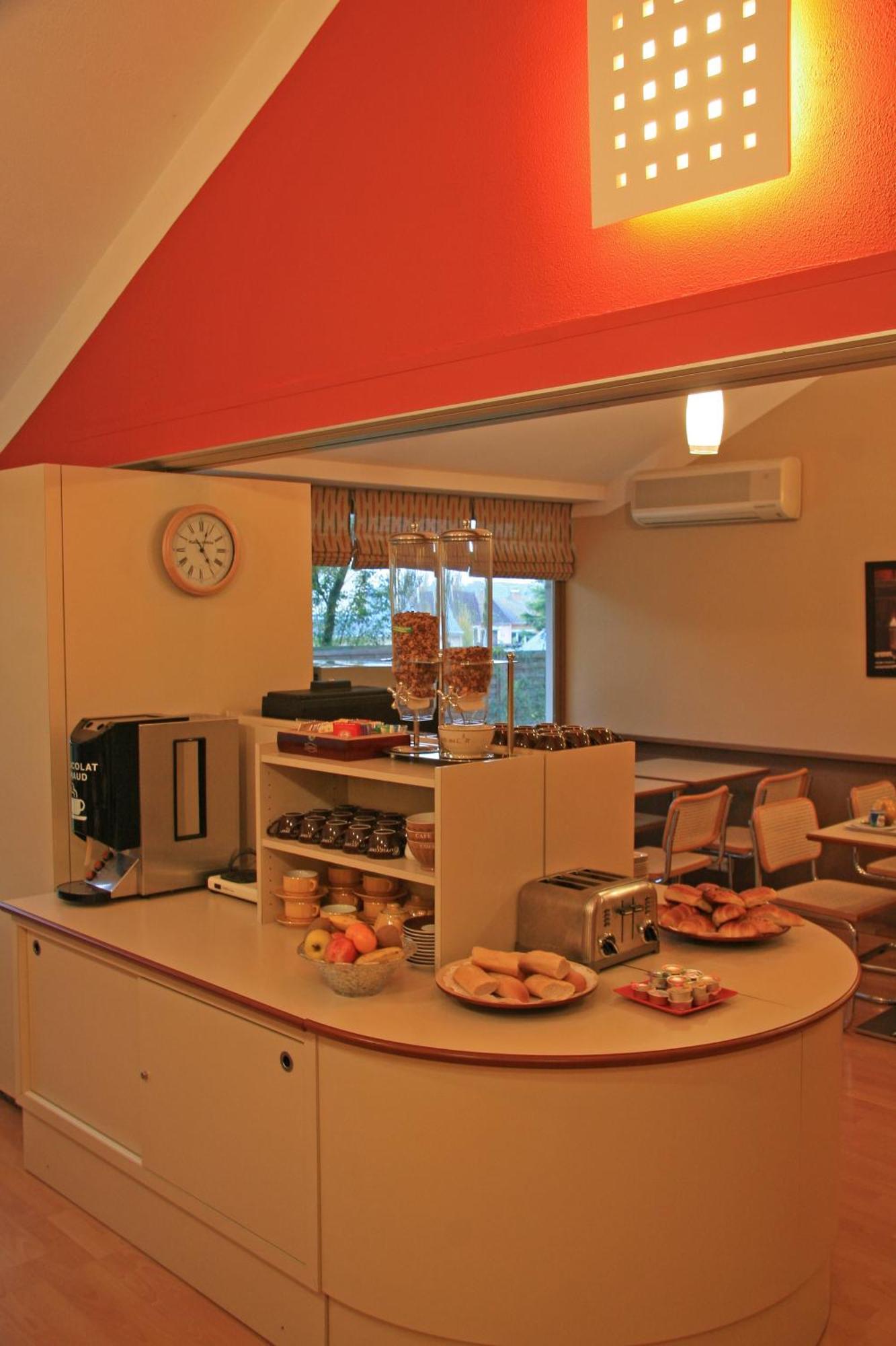 Hotel Du Parc Nantes Ouest オルヴォー エクステリア 写真