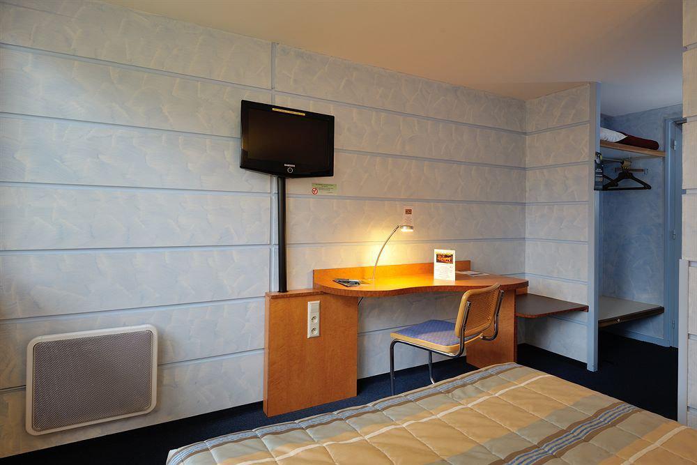Hotel Du Parc Nantes Ouest オルヴォー エクステリア 写真