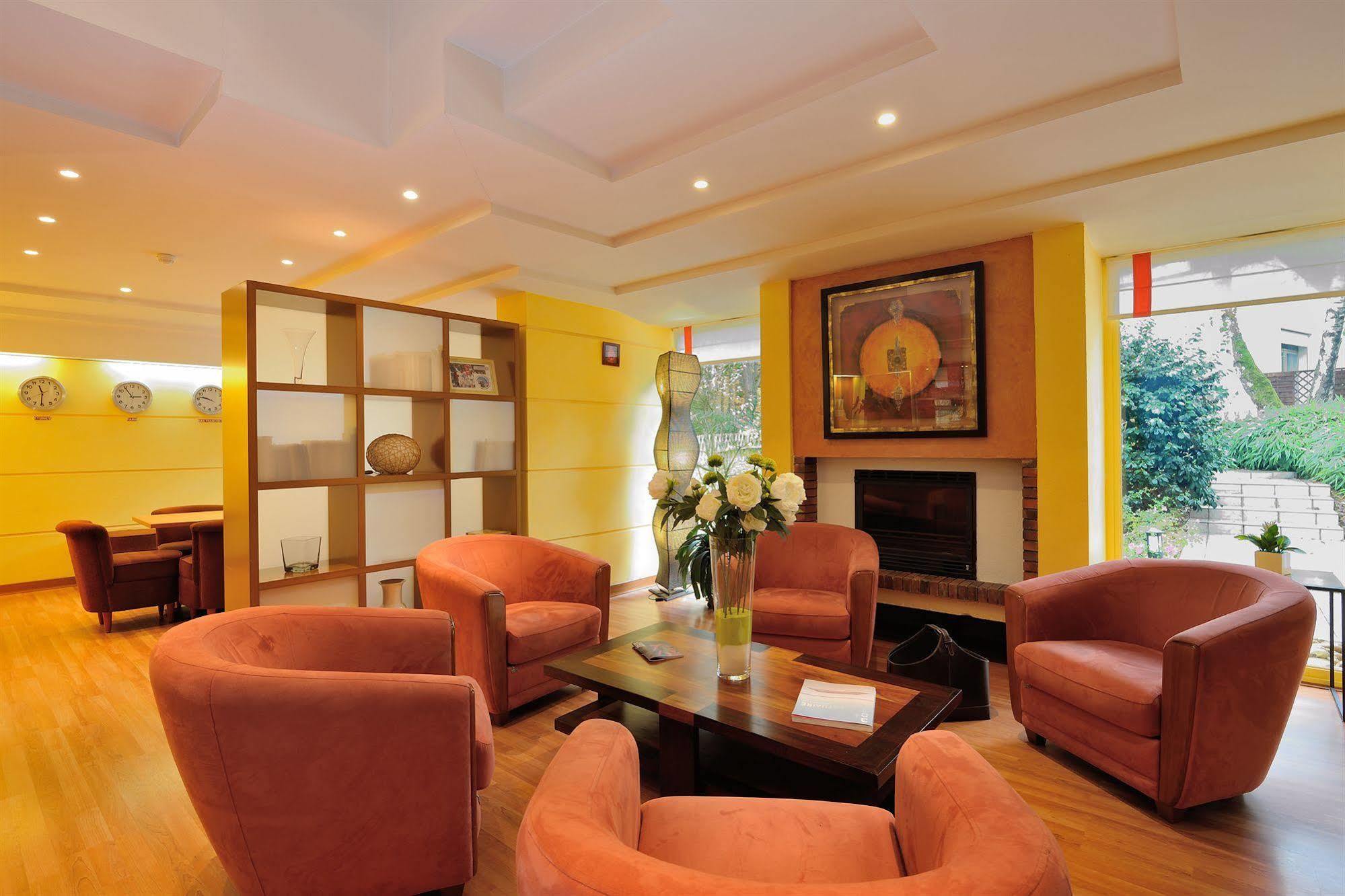 Hotel Du Parc Nantes Ouest オルヴォー エクステリア 写真